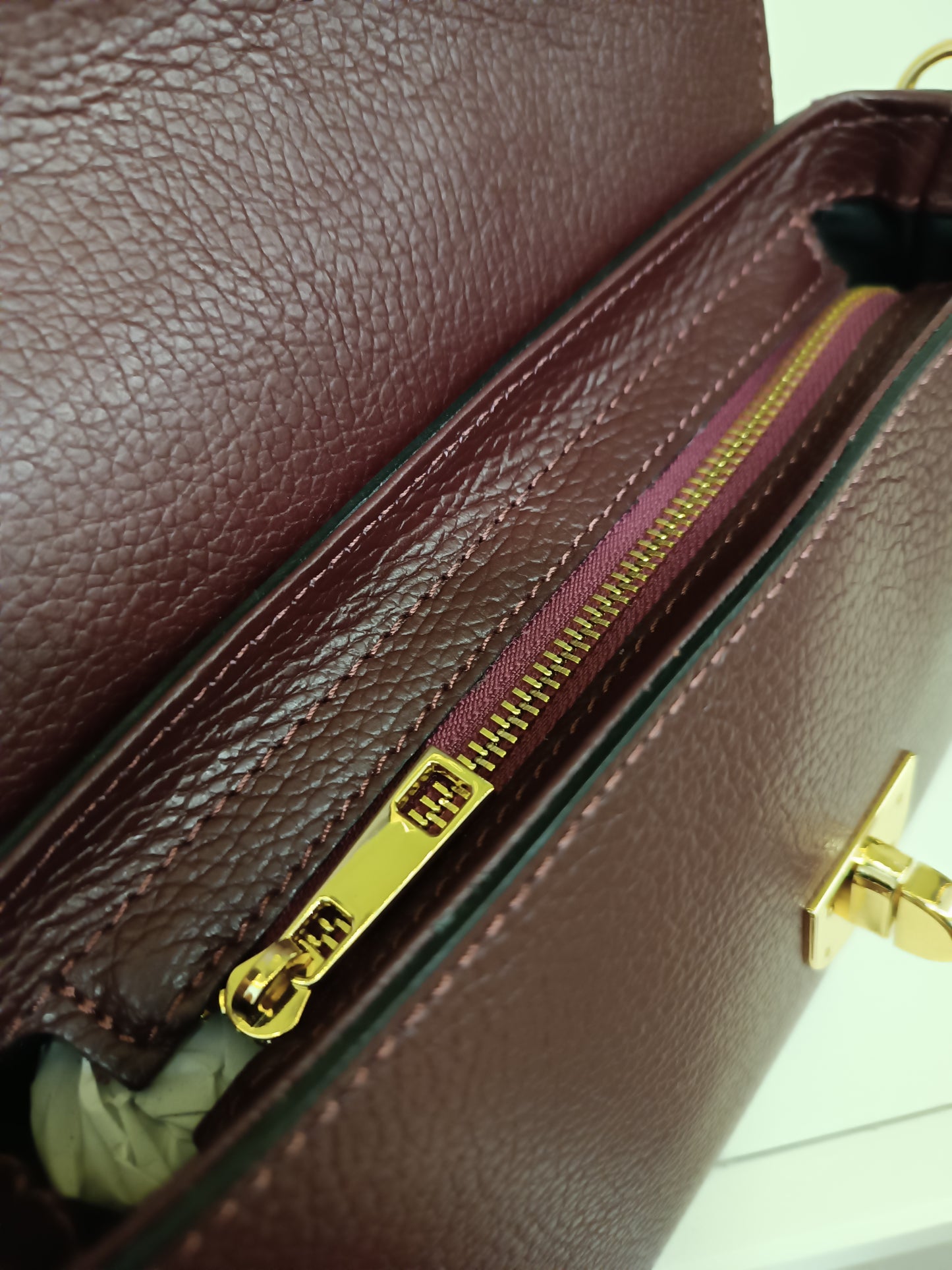 Art. 10292 dark wine