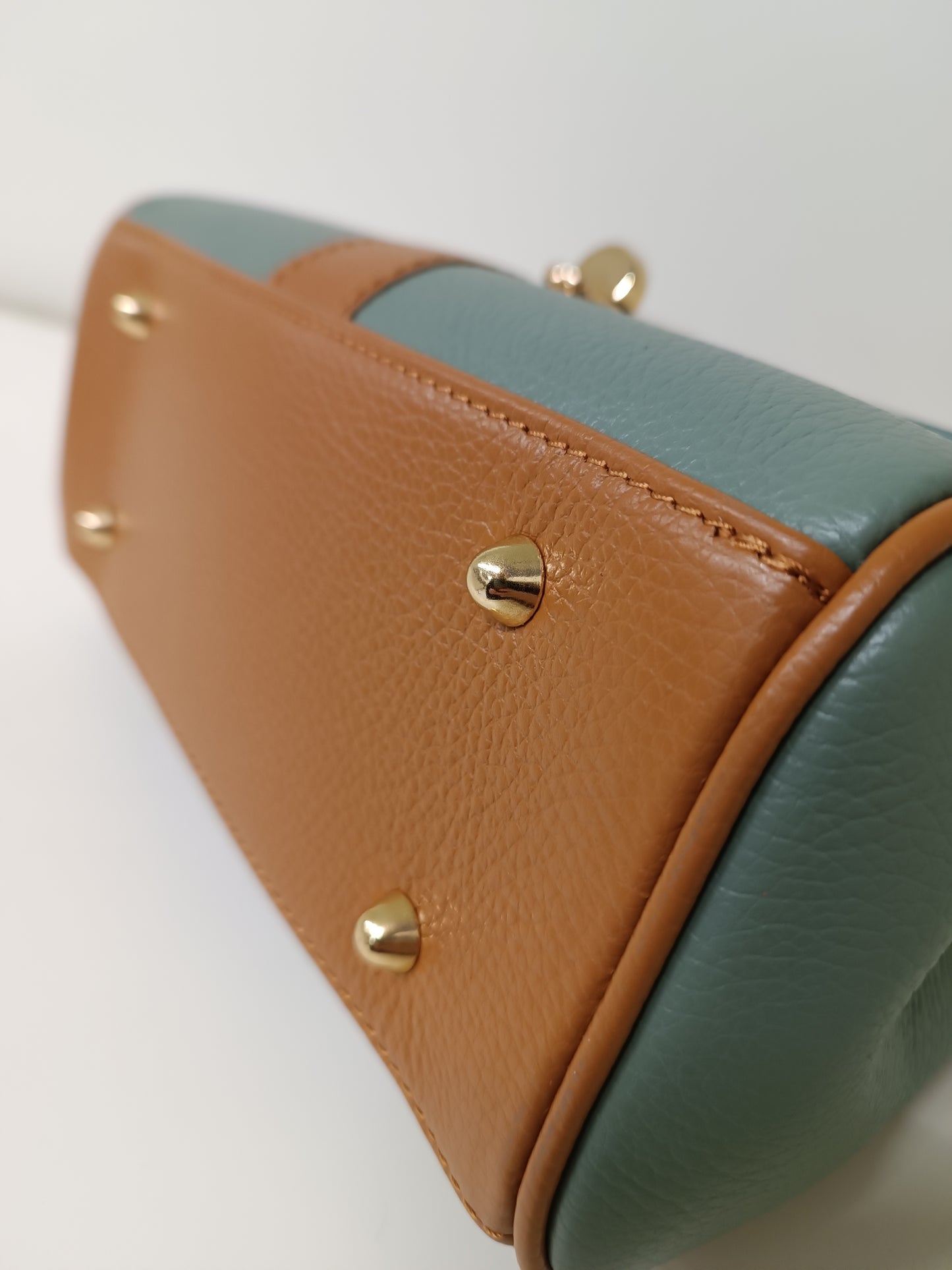 Art. 10191 salvia/cuoio