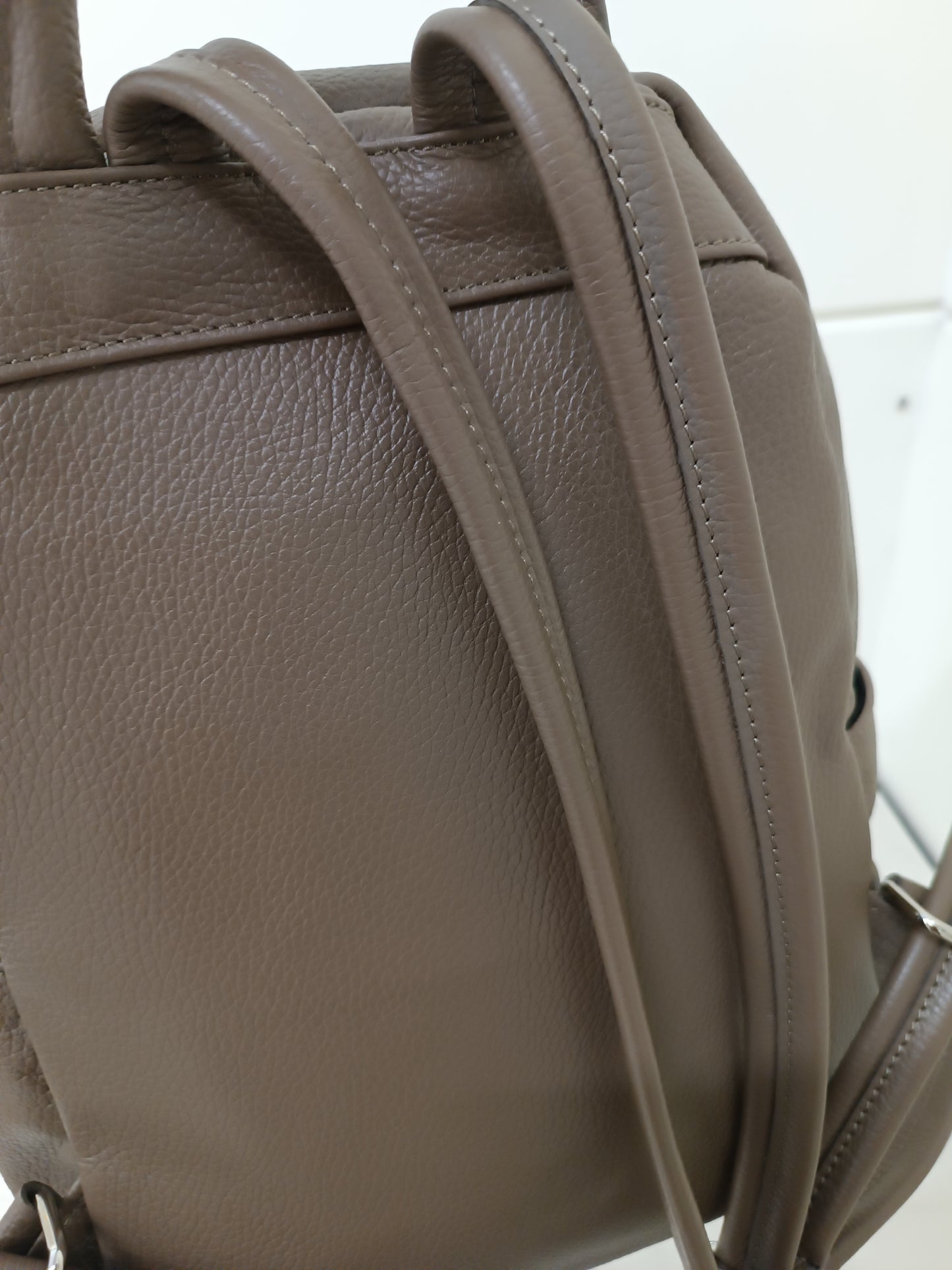 Art. 1031 taupe