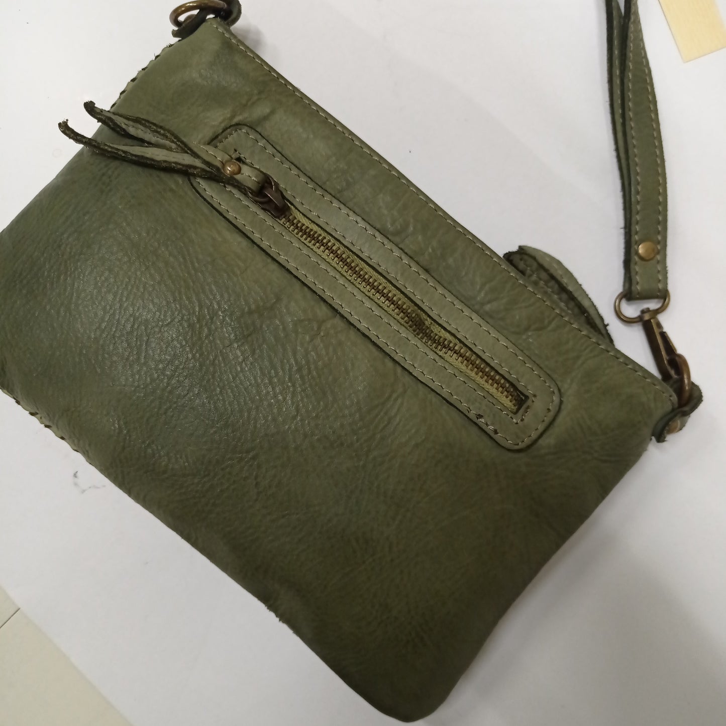 Art. 1011 olive