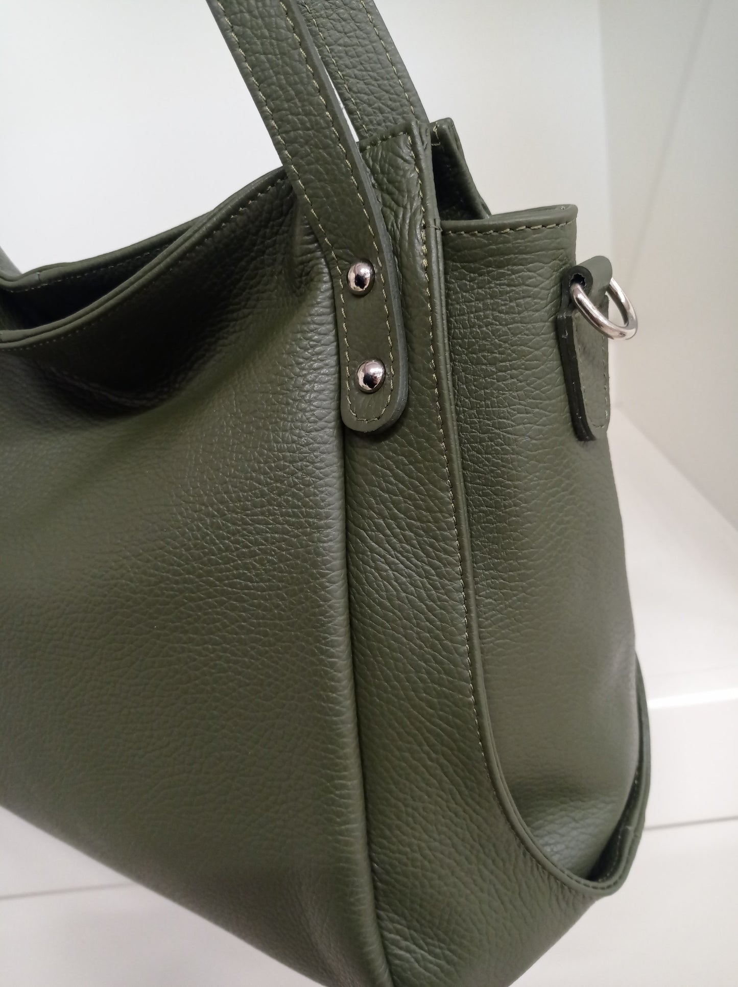 Art. 10412 olive