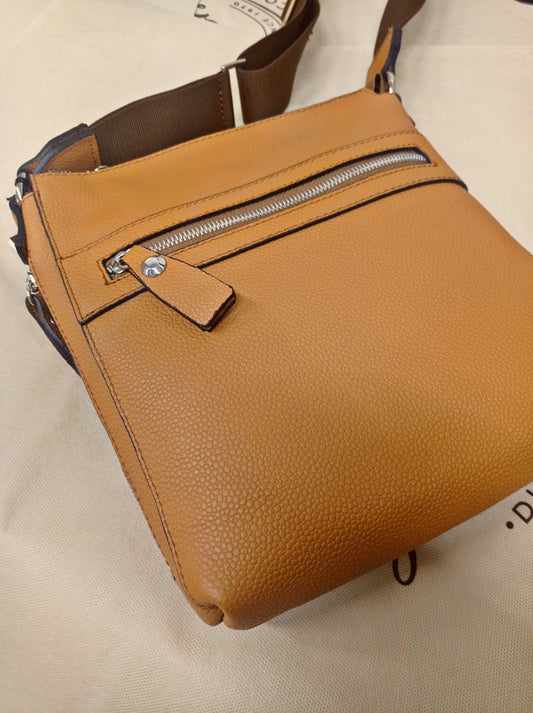 Art. 2102 cuoio
