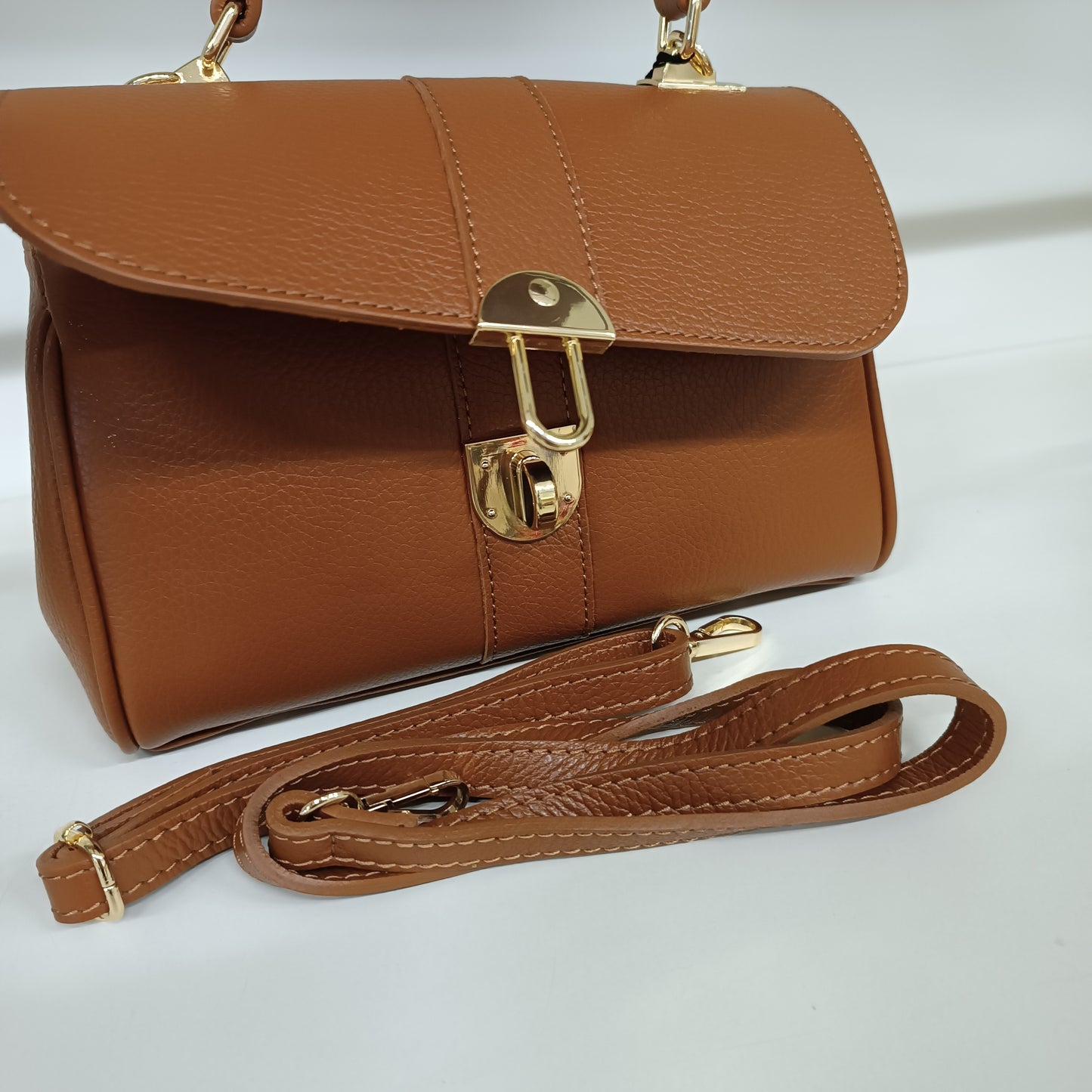 Art. 10191 cuoio