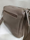 Art. 1045 taupe