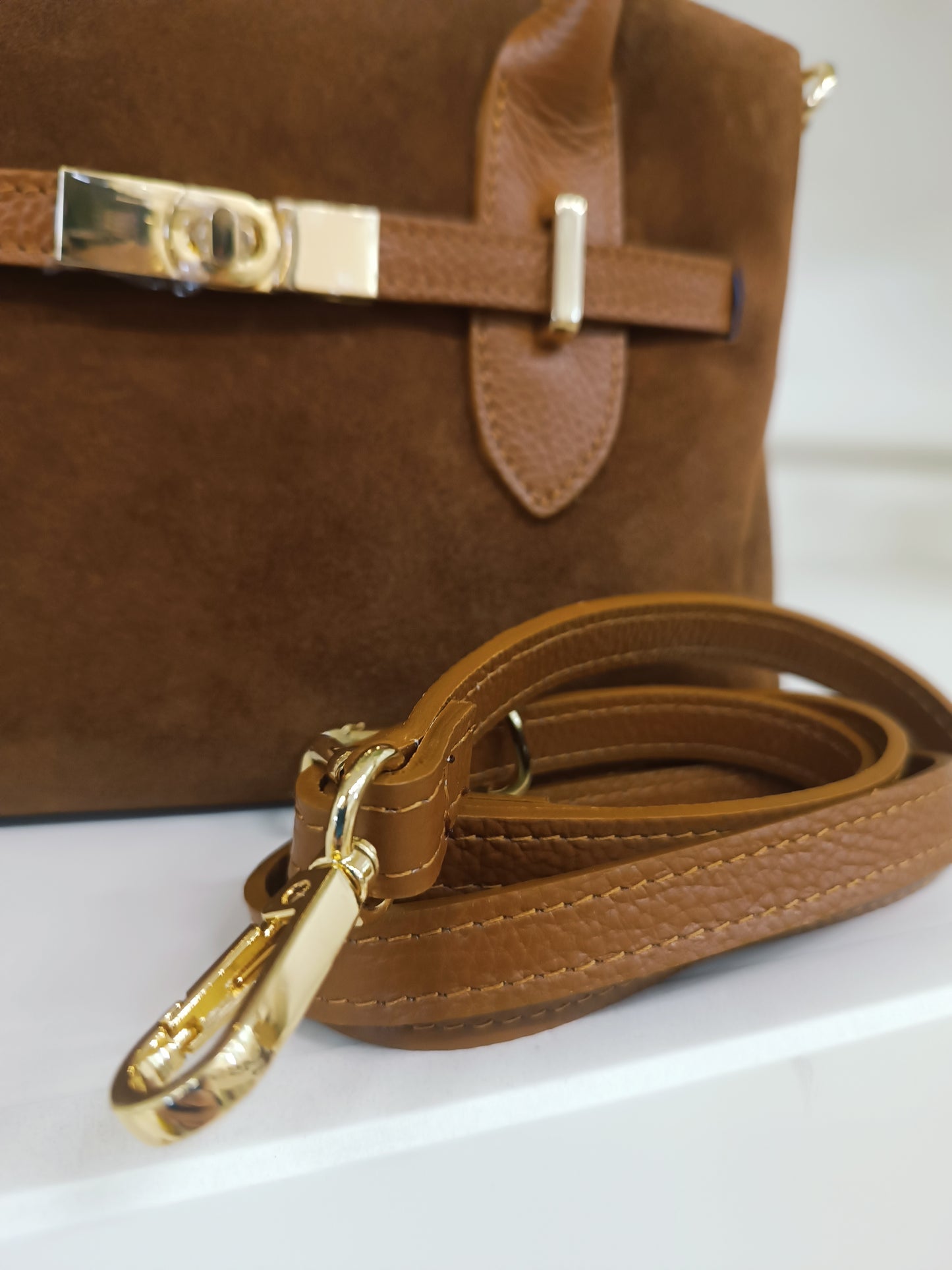 Art. 10290 cuoio